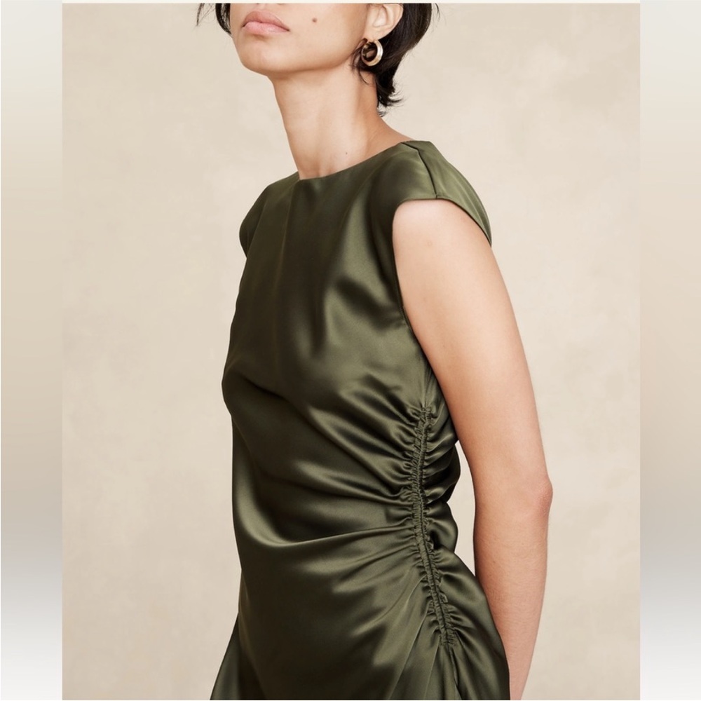 Banana Republic Factory Black Midi Dress - Picture 7 of 9